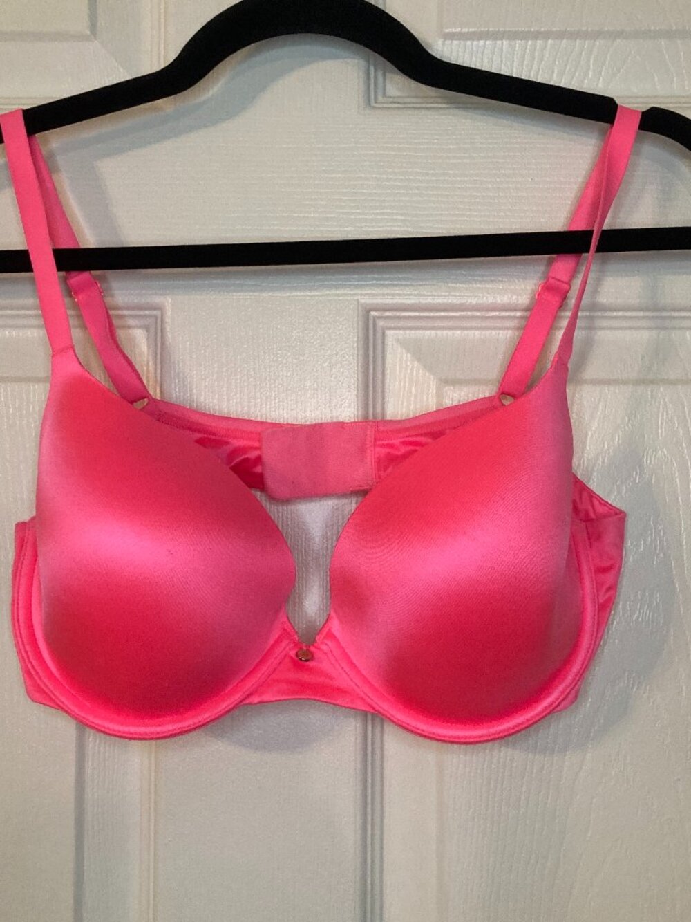 Victoria's Secret Hot Pink Showstopper Lined Underwire Demi Bra - Size 34D